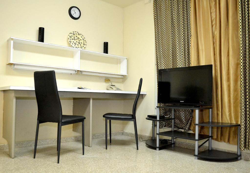 Hostal Universitario San German Luaran gambar