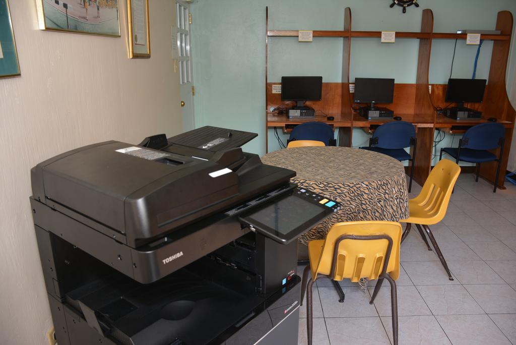 Hostal Universitario San German Luaran gambar
