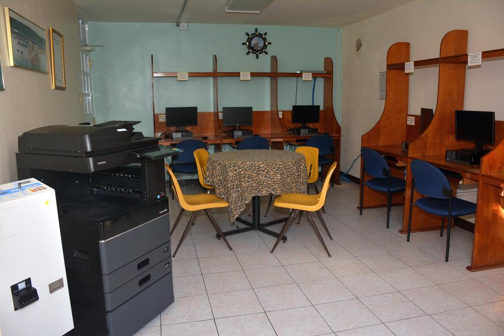 Hostal Universitario San German Luaran gambar